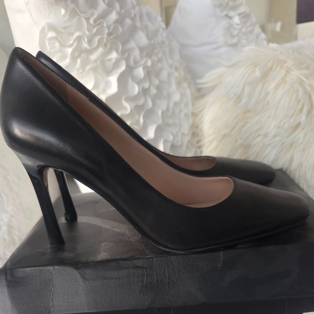 Nine West Squared toe natrural leather & Patent heels